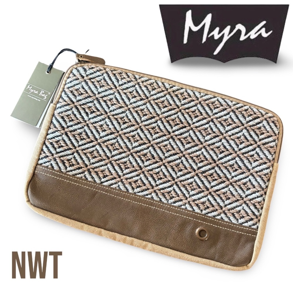 NEW Myra Rugged Life Laptop Sleeve